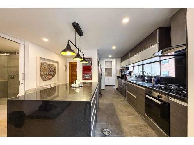 Apartamento de 2 alcobas en venta en La Carolina, Bogotá, 97 m² · foto 7 de 17