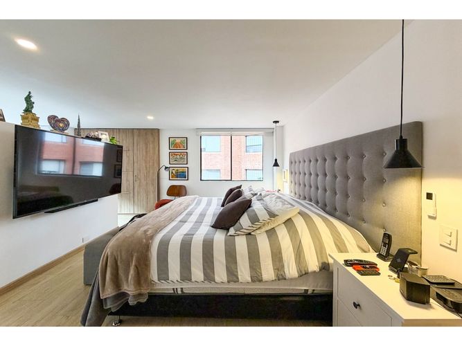 Apartamento de 2 alcobas en venta en La Carolina, Bogotá, 97 m² · foto 10 de 17