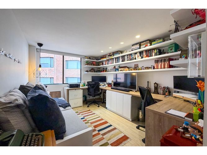 Apartamento de 2 alcobas en venta en La Carolina, Bogotá, 97 m² · foto 14 de 17