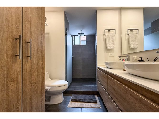 Apartamento de 2 alcobas en venta en La Carolina, Bogotá, 97 m² · foto 15 de 17