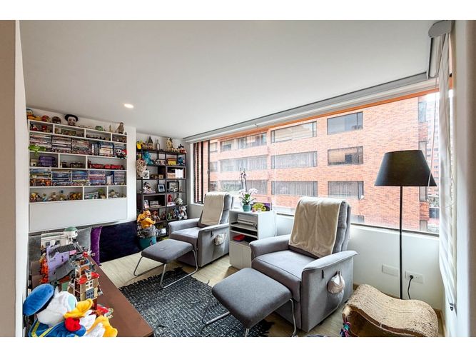 Apartamento de 2 alcobas en venta en La Carolina, Bogotá, 97 m² · foto 16 de 17