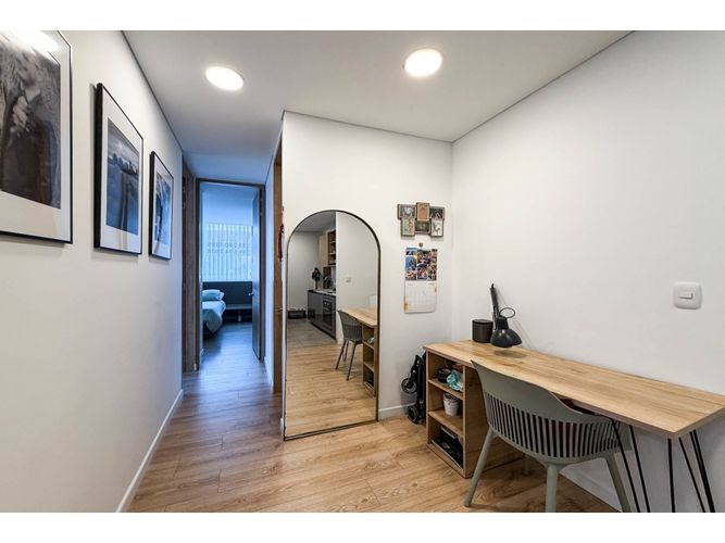 Apartamento de 2 alcobas en venta en Santa Barbara, Bogotá, 78 m² · foto 5 de 10