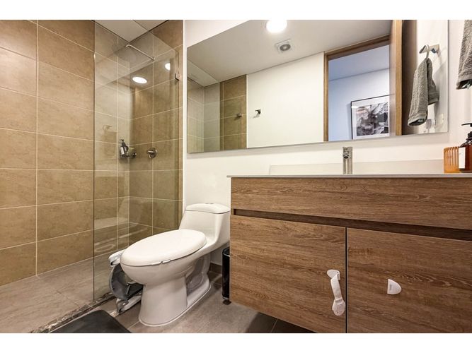Apartamento de 2 alcobas en venta en Santa Barbara, Bogotá, 78 m² · foto 8 de 10