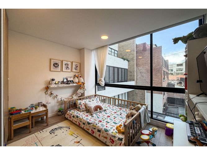 Apartamento de 2 alcobas en venta en Santa Barbara, Bogotá, 78 m² · foto 9 de 10