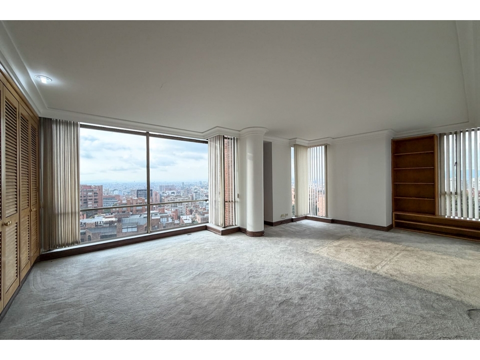 Apartamento en venta en Los Rosales, Bogotá · foto 14 de 21