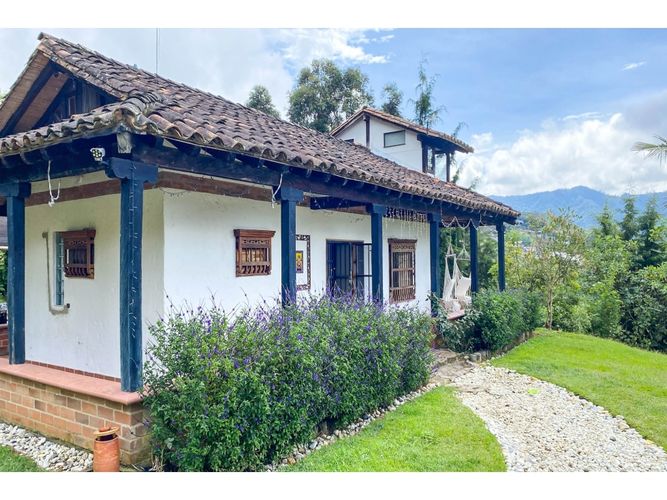 Casa de 4 alcobas en venta en El Carmen De Viboral, El Carmen de Viboral, 500 m² · foto 7 de 14
