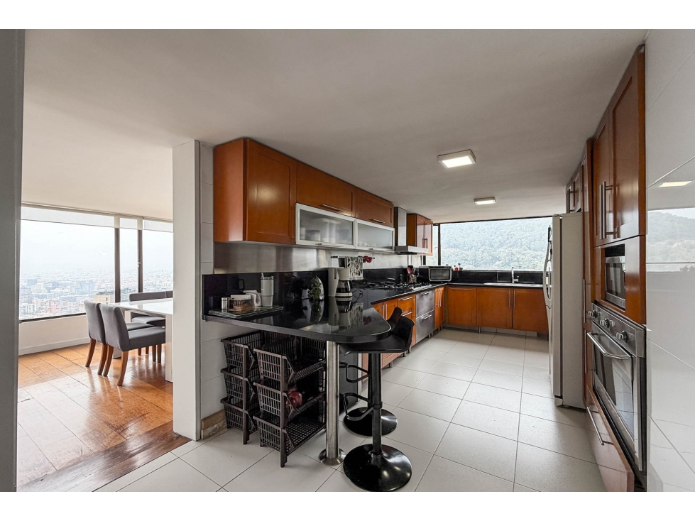 Apartamento en venta en El Refugio, Bogotá · foto 4 de 16