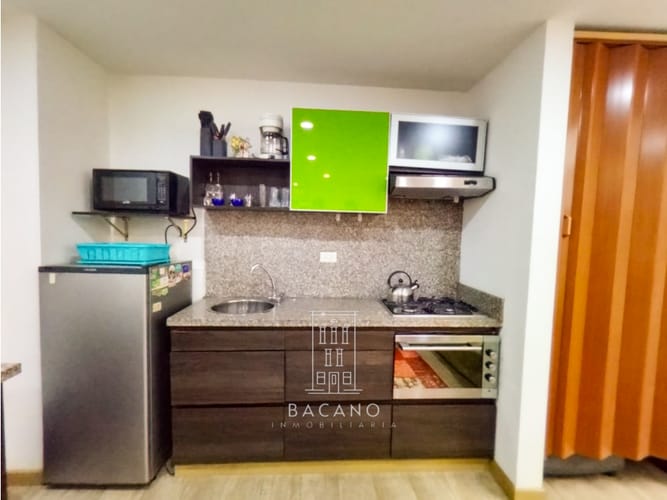 Apartaestudio en venta en Chapinero, Bogotá, 33 m² · foto 3 de 10