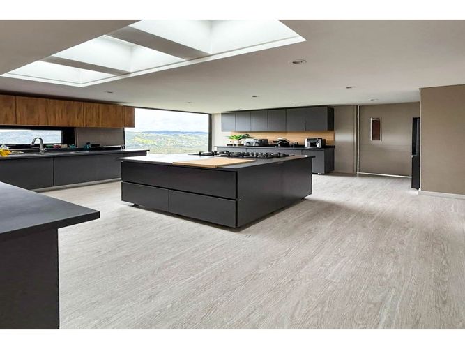 Casa de 3 alcobas en venta en Paramo I, La Calera, 330 m² · foto 4 de 10