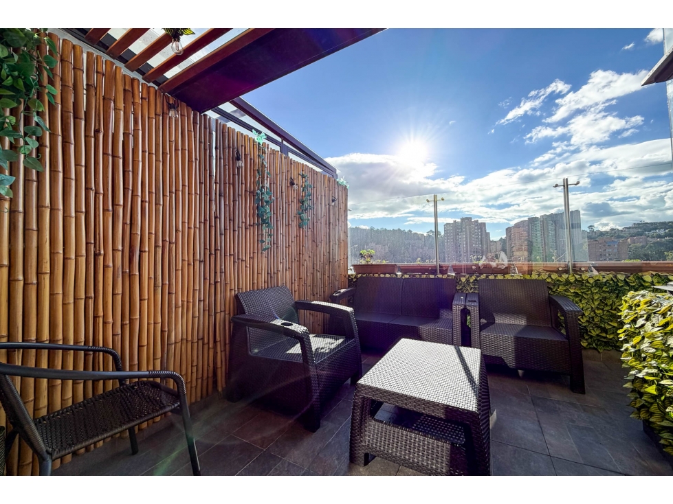Apartamento en venta en Gratamira, Bogotá · foto 3 de 23