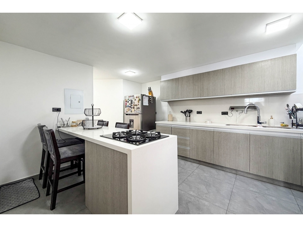 Apartamento en venta en Gratamira, Bogotá · foto 7 de 23