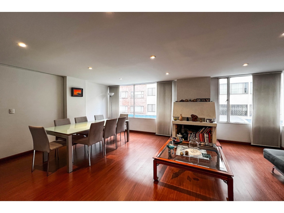 Apartamento en venta en Santa Barbara, Bogotá · foto 2 de 10