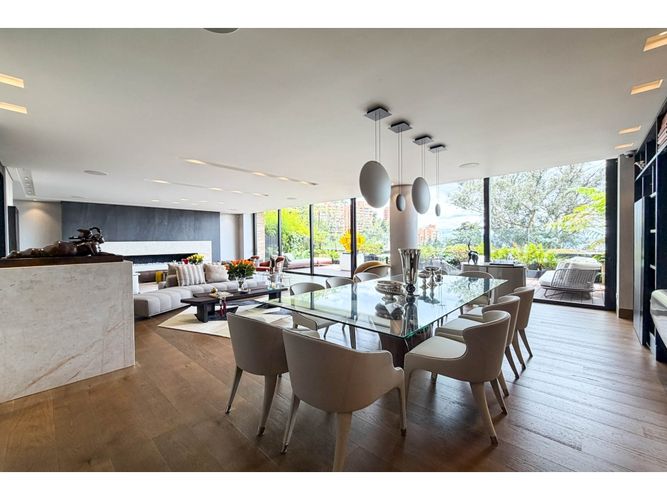 Casa de 5 alcobas en venta en Chapinero, Bogotá, 600 m² · foto 4 de 24