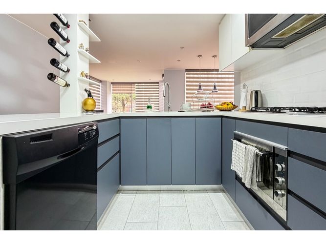 Apartamento de 2 alcobas en arriendo en Santa Barbara Central, Bogotá, 84 m² · foto 10 de 18