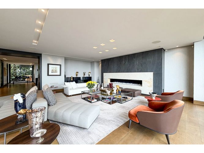 Casa de 5 alcobas en venta en Chapinero, Bogotá, 600 m² · foto 7 de 24