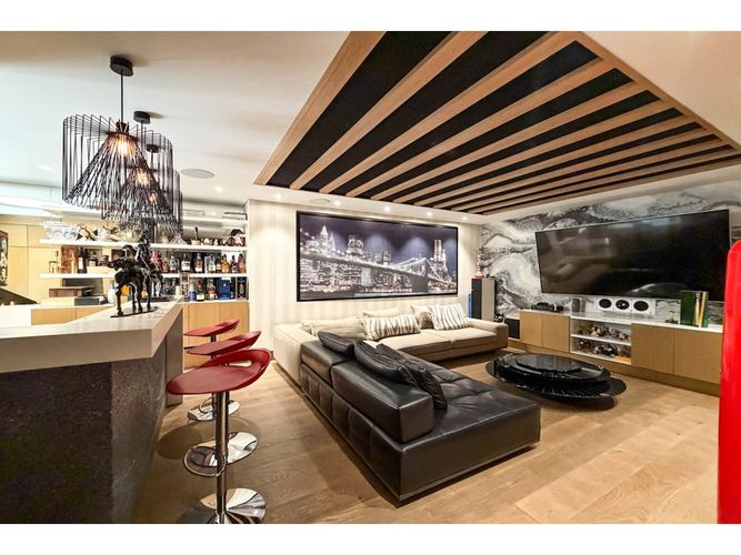 Casa de 5 alcobas en venta en Chapinero, Bogotá, 600 m² · foto 9 de 24