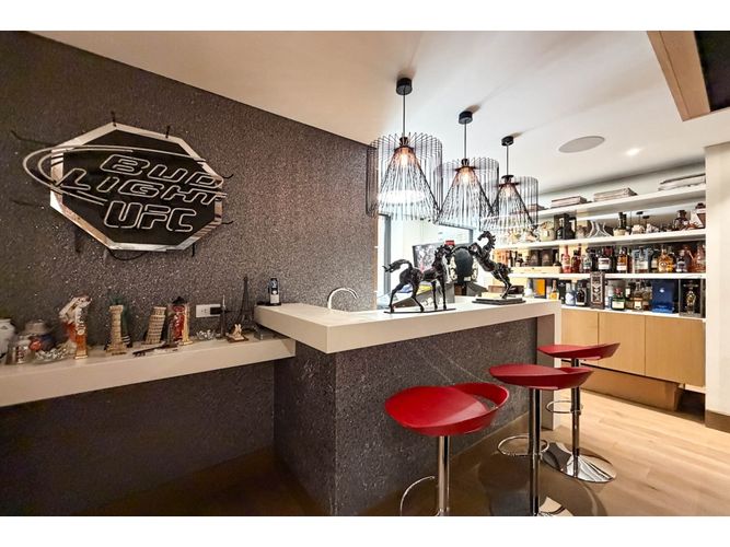 Casa de 5 alcobas en venta en Chapinero, Bogotá, 600 m² · foto 10 de 24