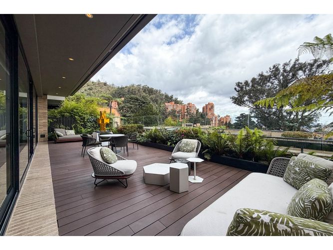 Casa de 5 alcobas en venta en Chapinero, Bogotá, 600 m² · foto 14 de 24