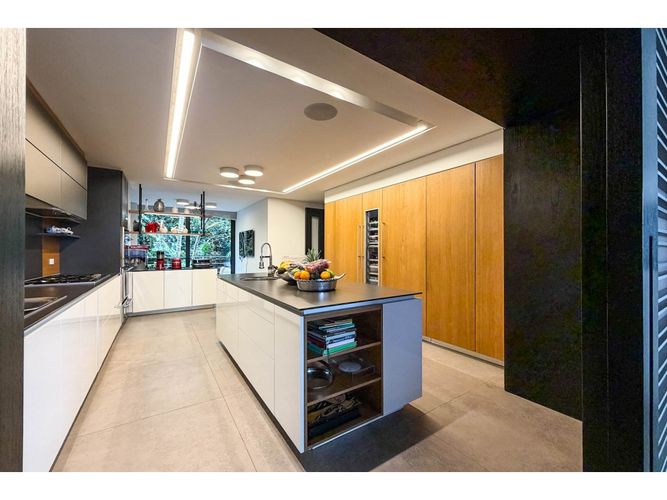 Casa de 5 alcobas en venta en Chapinero, Bogotá, 600 m² · foto 23 de 24