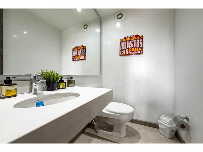 Apartamento de 1 alcoba en venta en Nueva Granada, Bogotá, 64 m² · foto 8 de 15