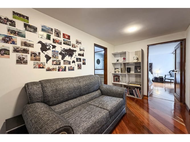 Apartamento de 3 alcobas en venta en Gratamira, Bogotá, 153 m² · foto 7 de 15