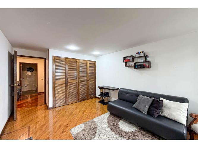Apartamento de 3 alcobas en venta en Gratamira, Bogotá, 153 m² · foto 12 de 15