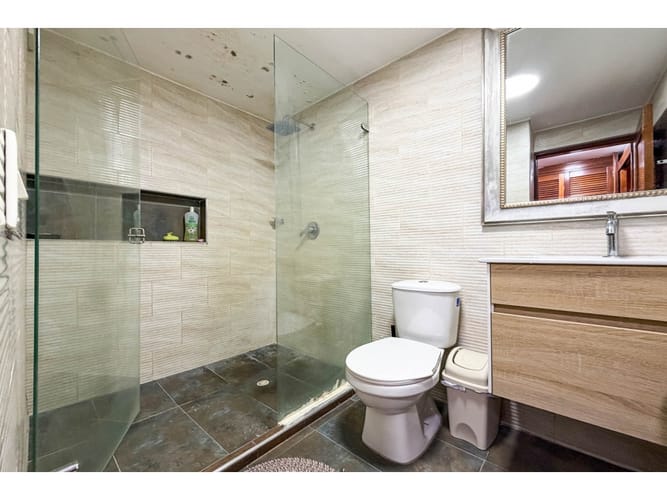 Apartamento de 3 alcobas en venta en Gratamira, Bogotá, 153 m² · foto 15 de 15