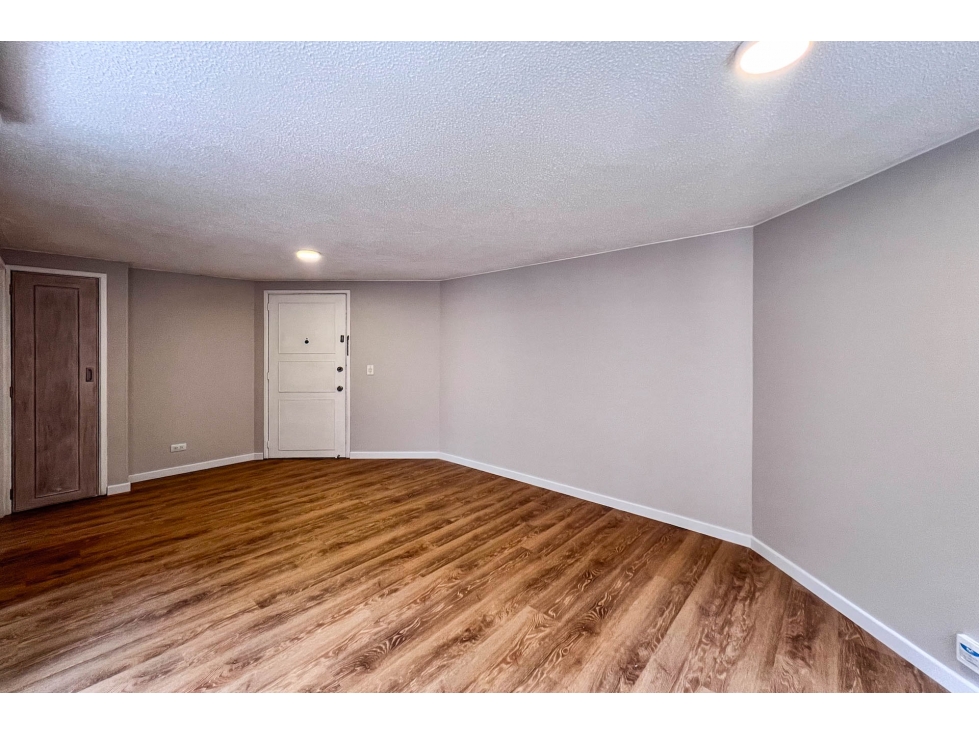 Apartamento en venta en Cedritos, Bogotá · foto 6 de 13