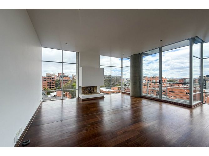 Apartamento en arriendo en Chico Norte, Bogotá · foto 2 de 20