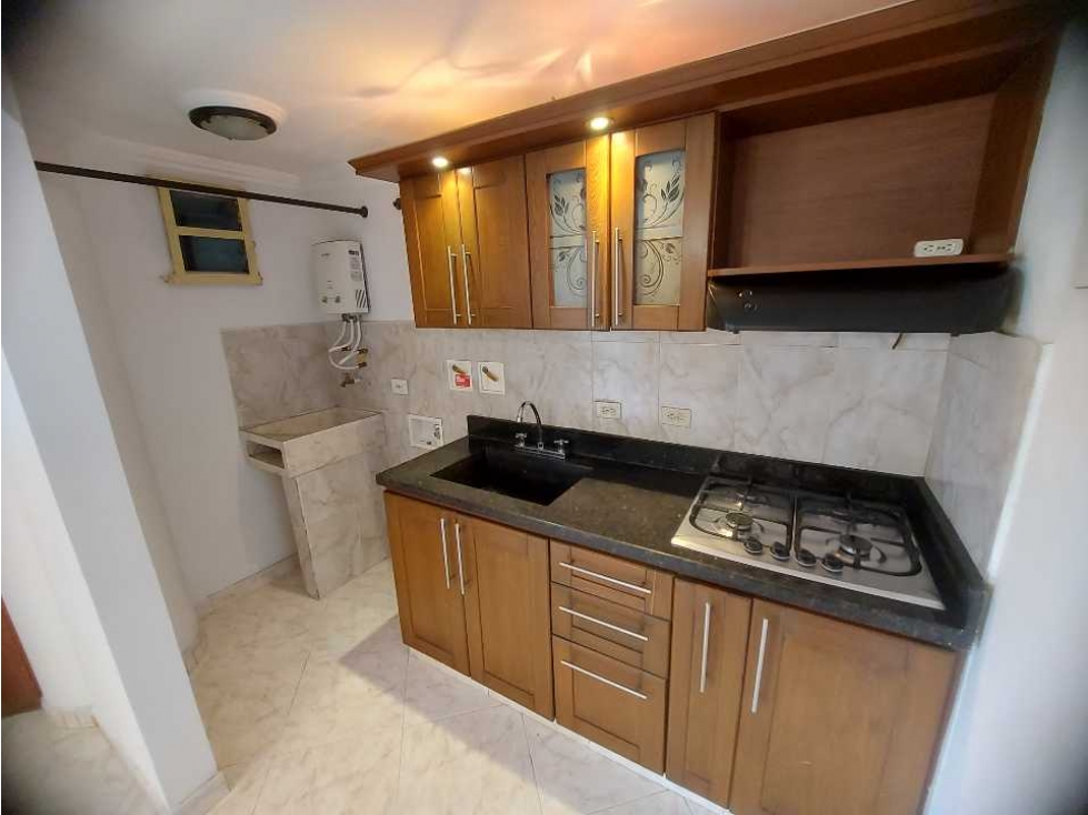 Apartamento en venta en Prado, Medellín · foto 2 de 13