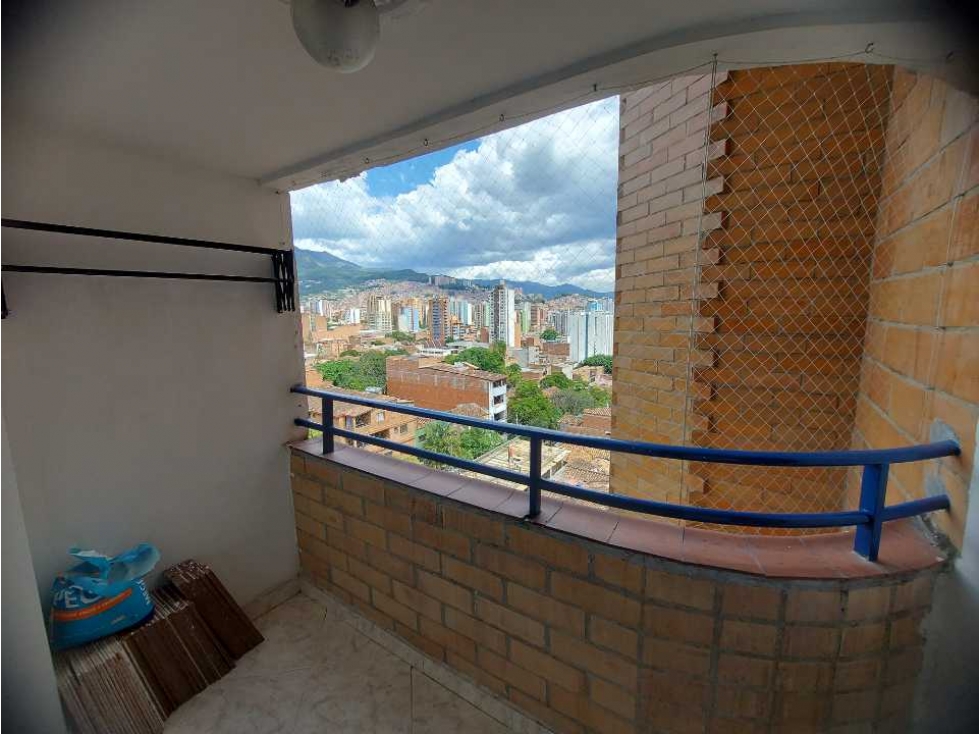Apartamento en venta en Prado, Medellín · foto 5 de 13