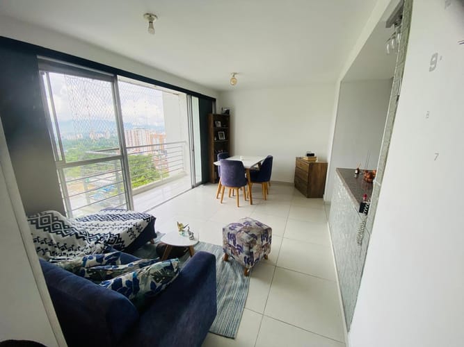 Apartamento de 3 alcobas en venta en Casco Antiguo - Floridablanca, Floridablanca, 75 m² · foto 4 de 19