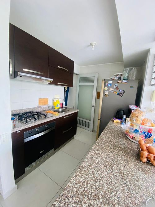 Apartamento de 3 alcobas en venta en Casco Antiguo - Floridablanca, Floridablanca, 75 m² · foto 6 de 19