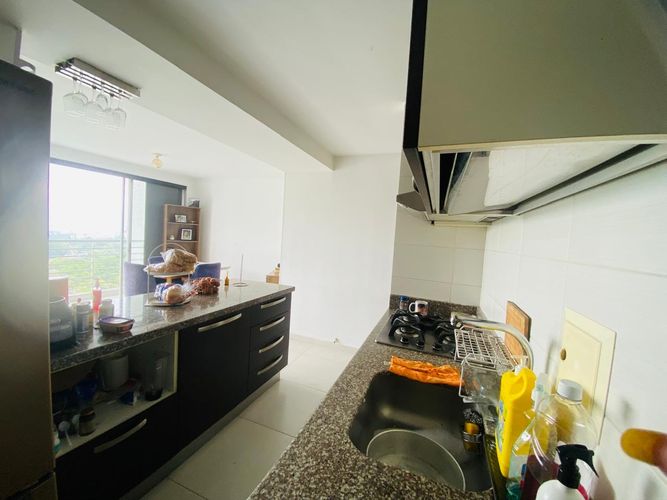 Apartamento de 3 alcobas en venta en Casco Antiguo - Floridablanca, Floridablanca, 75 m² · foto 8 de 19