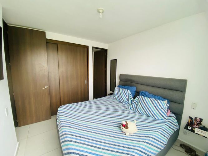 Apartamento de 3 alcobas en venta en Casco Antiguo - Floridablanca, Floridablanca, 75 m² · foto 11 de 19