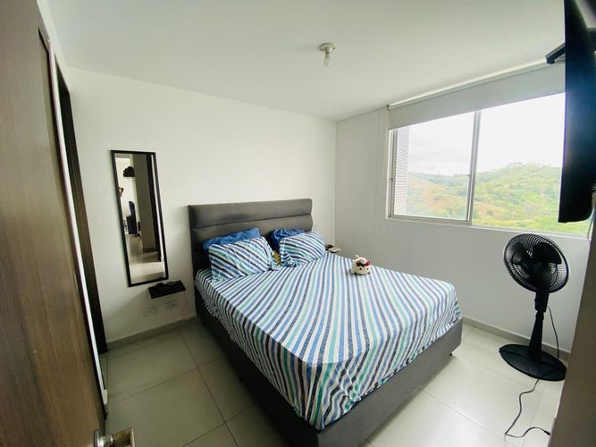 Apartamento de 3 alcobas en venta en Casco Antiguo - Floridablanca, Floridablanca, 75 m² · foto 12 de 19