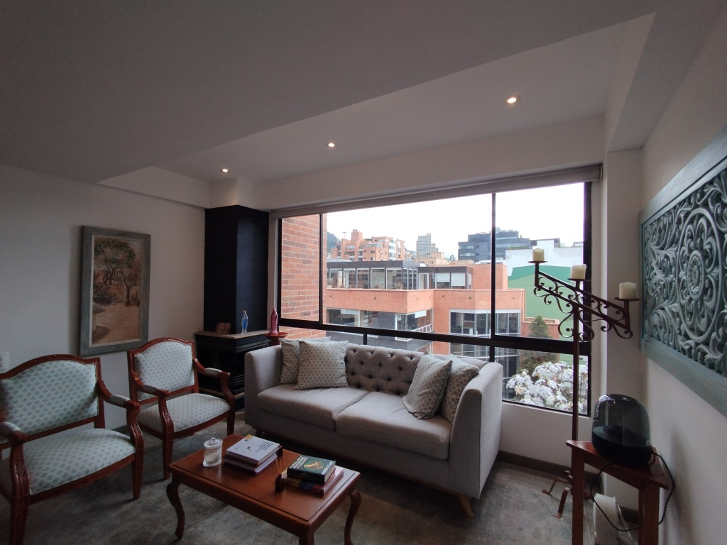 Apartamento en venta en Chapinero Alto, Bogotá · foto 2 de 24