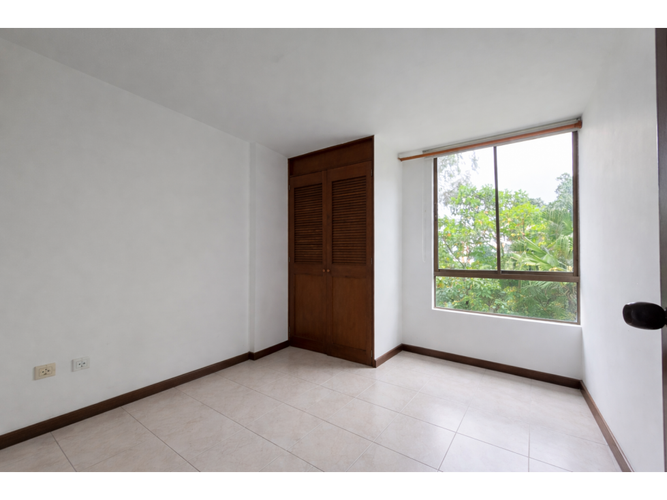 Apartamento de 3 alcobas en venta en Castropol, Medellín, 76 m² · foto 9 de 16