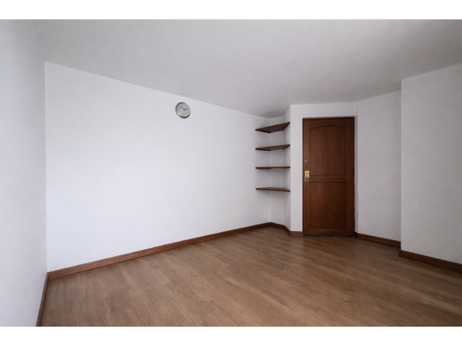 Apartamento de 3 alcobas en venta en Castropol, Medellín, 76 m² · foto 3 de 16