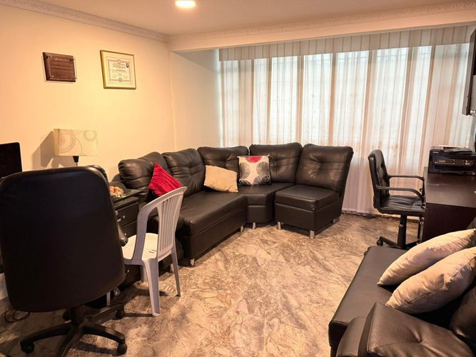 Casa de 4 alcobas en venta en Kennedy Central, Bogotá, 290 m² · foto 4 de 24