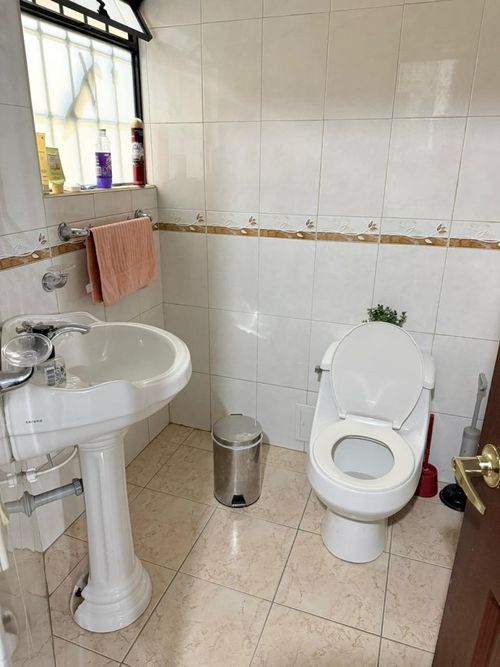 Casa de 4 alcobas en venta en Kennedy Central, Bogotá, 290 m² · foto 14 de 24