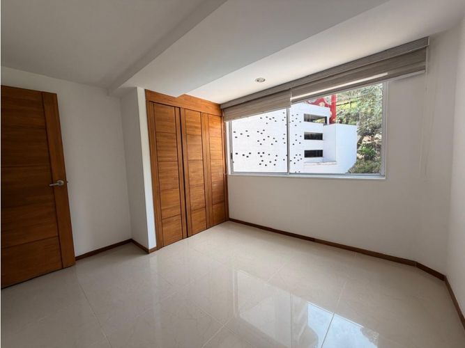 Apartamento de 3 alcobas en venta en Las Lomitas, Sabaneta, 111 m² · foto 18 de 20