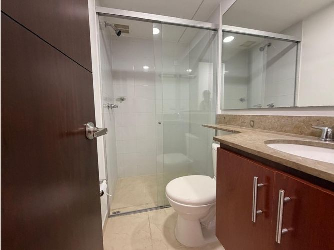 Apartamento de 3 alcobas en venta en Las Lomitas, Sabaneta, 91 m² · foto 15 de 18