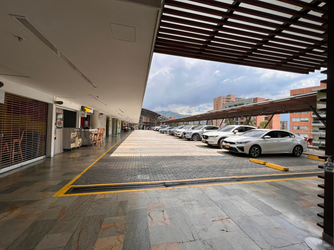 Local en venta en La Sebastiana, Envigado, 127 m² · foto 11 de 11