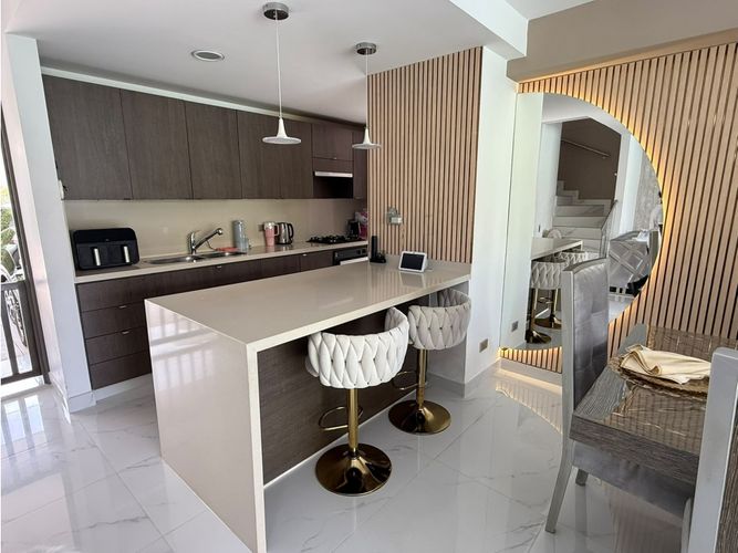 Casa de 4 alcobas en venta en Juan De Ampudia, Jamundí, 218 m² · foto 8 de 14