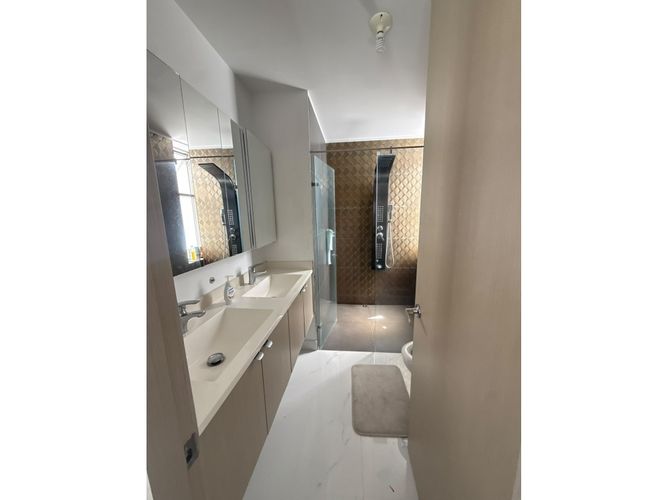 Casa de 4 alcobas en venta en Juan De Ampudia, Jamundí, 218 m² · foto 12 de 14