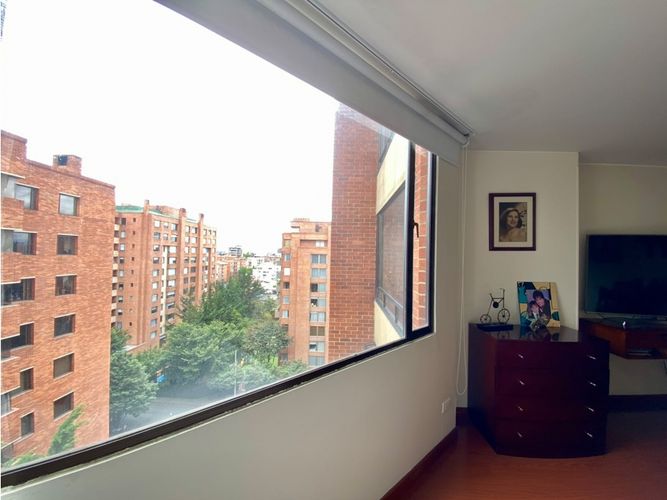 Apartamento de 3 alcobas en venta en Santa Paula, Bogotá, 145 m² · foto 9 de 16