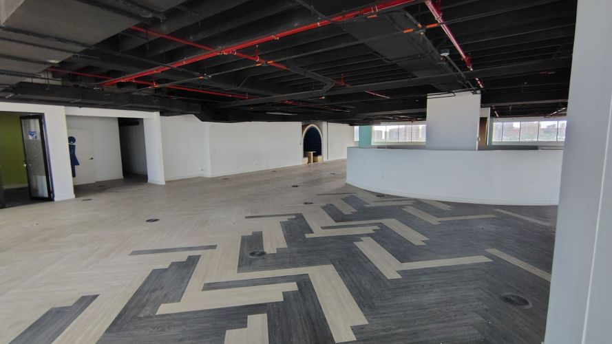 Oficina en arriendo en Portal De Genovés, Barranquilla, 1029 m² · foto 17 de 24