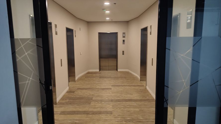 Oficina en arriendo en Portal De Genovés, Barranquilla, 1029 m² · foto 23 de 24