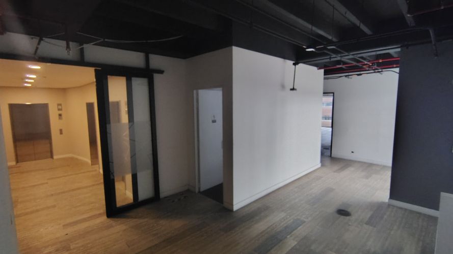 Oficina en arriendo en Portal De Genovés, Barranquilla, 1029 m² · foto 24 de 24